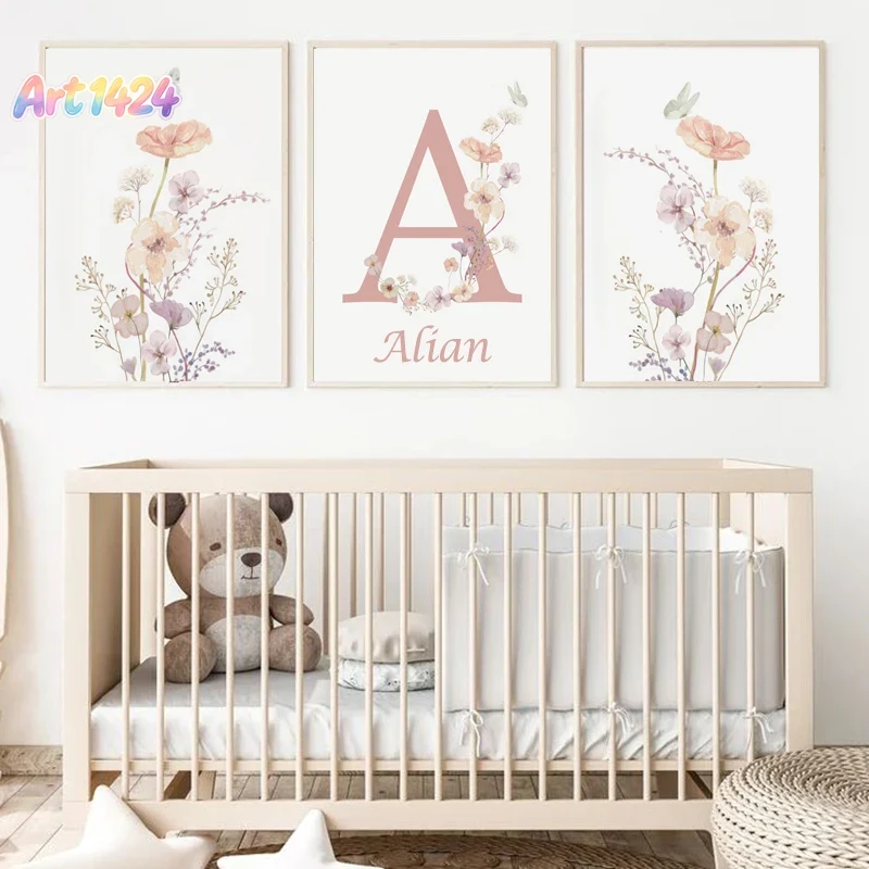 Baby Name Wall Art - لوحة فنية مخصصة بالاسم مع زهور